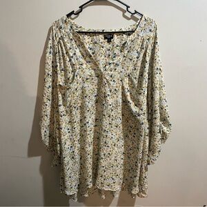 Torrid Harper Floral V-Neck Blouse Size 6X Daisy Flowy Cozy Button Down Roll Tab